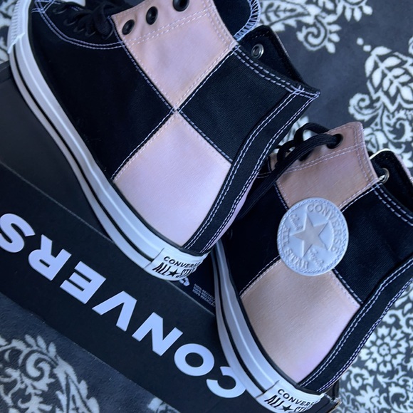 Converse Chuck Taylor All Star Hi Black/Magenta/White MEN`S - Picture 15 of 16